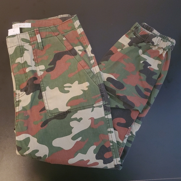 Tinseltown Pants - Tinseltown Camo Slim Utility Pants